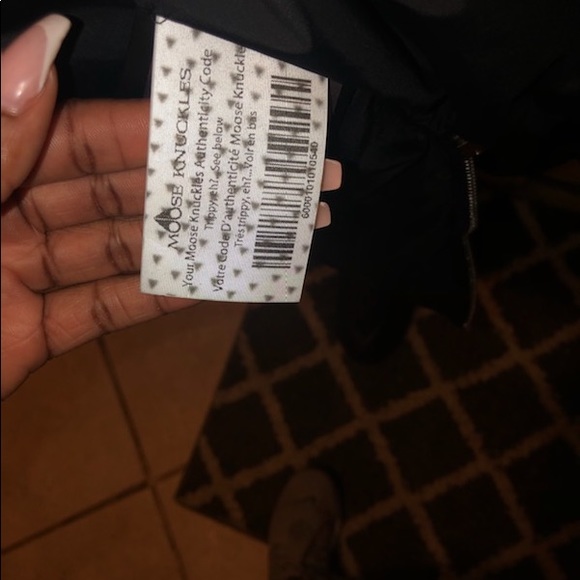 Moose knuckle barely worn with code. XL nice warm - Picture 3 of 4